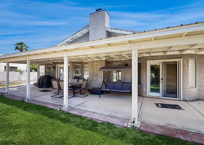 Dog-friendly With Beautiful Patio, Bikes Holiday home Mojave City