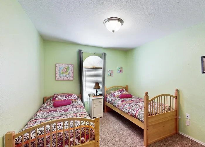 Holiday home Dog-friendly With Beautiful Patio, Bikes